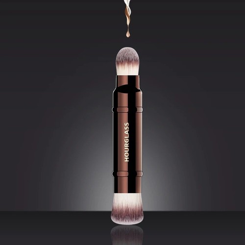 Retractable makeup brush - makeup,