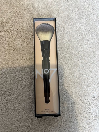 No7 base powder brush - powder,